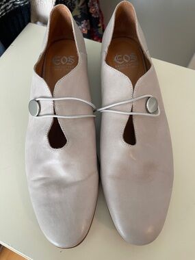 eos Grey Leather Slip-On Loafers with Silver Button